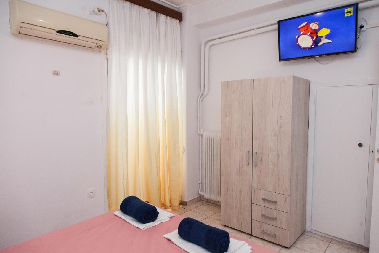 Cozy Apartment In Pireas Екстер'єр фото